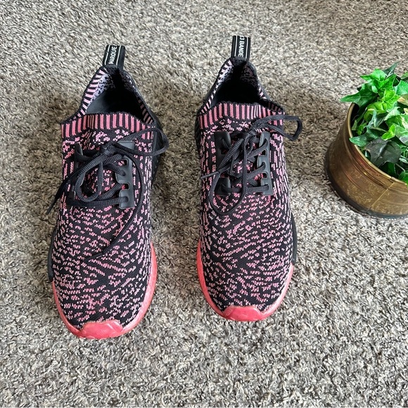 Adidas NMD R1 Primeknit sneakers shoe men’s size US 12 red pink running athletic - Picture 9 of 9